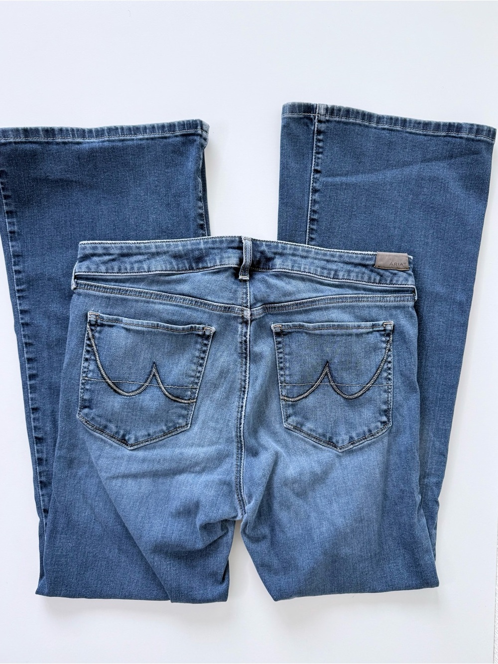 Ariat Ultra Stretch Perfect Rise Katie Flare Jeans Size 31S Short Medium Wash